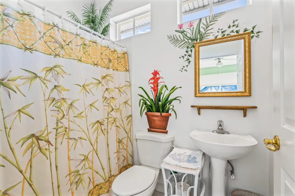 747 Hampton Woods Lane SW Vero Beach, FL 32962