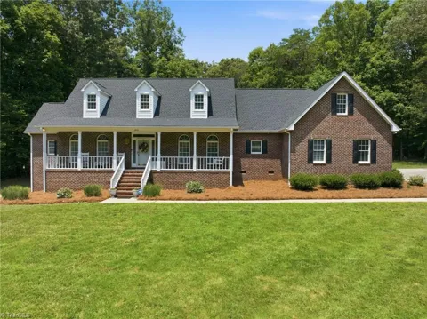 2101 River Road