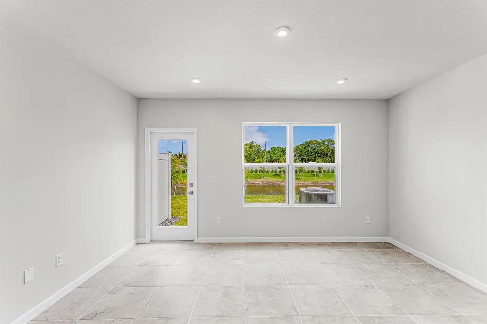 106 Savannah Lakes Boulevard Fort Pierce, FL 34982