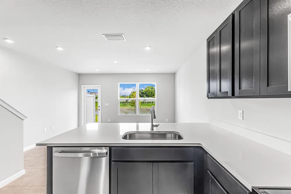 106 Savannah Lakes Boulevard Fort Pierce, FL 34982