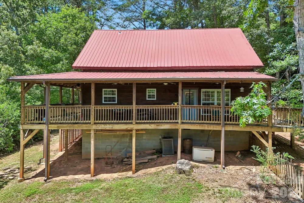 61 Misty Hill Lane Franklin, NC 28734