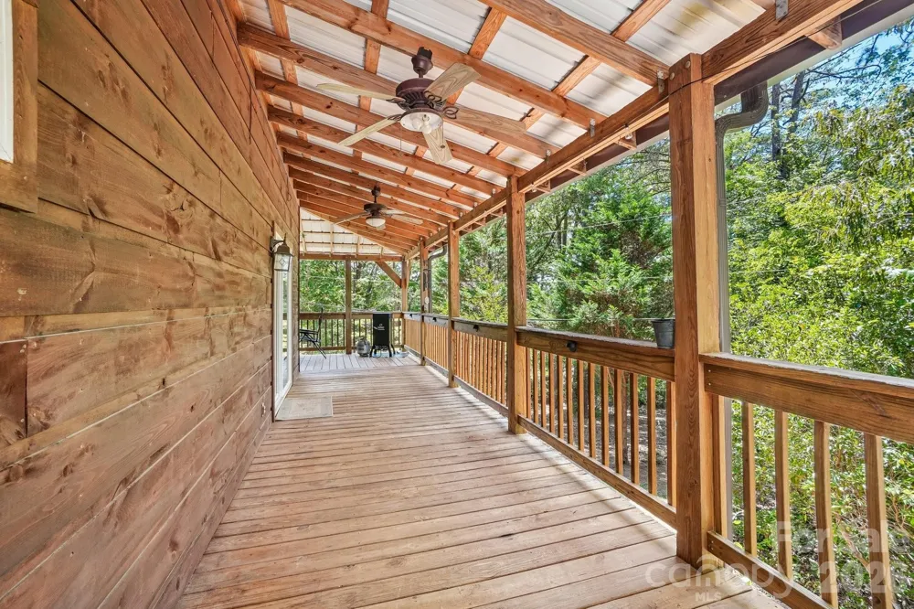 61 Misty Hill Lane Franklin, NC 28734