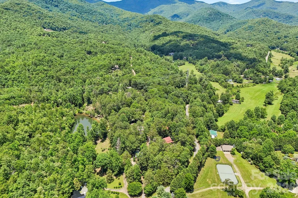 61 Misty Hill Lane Franklin, NC 28734