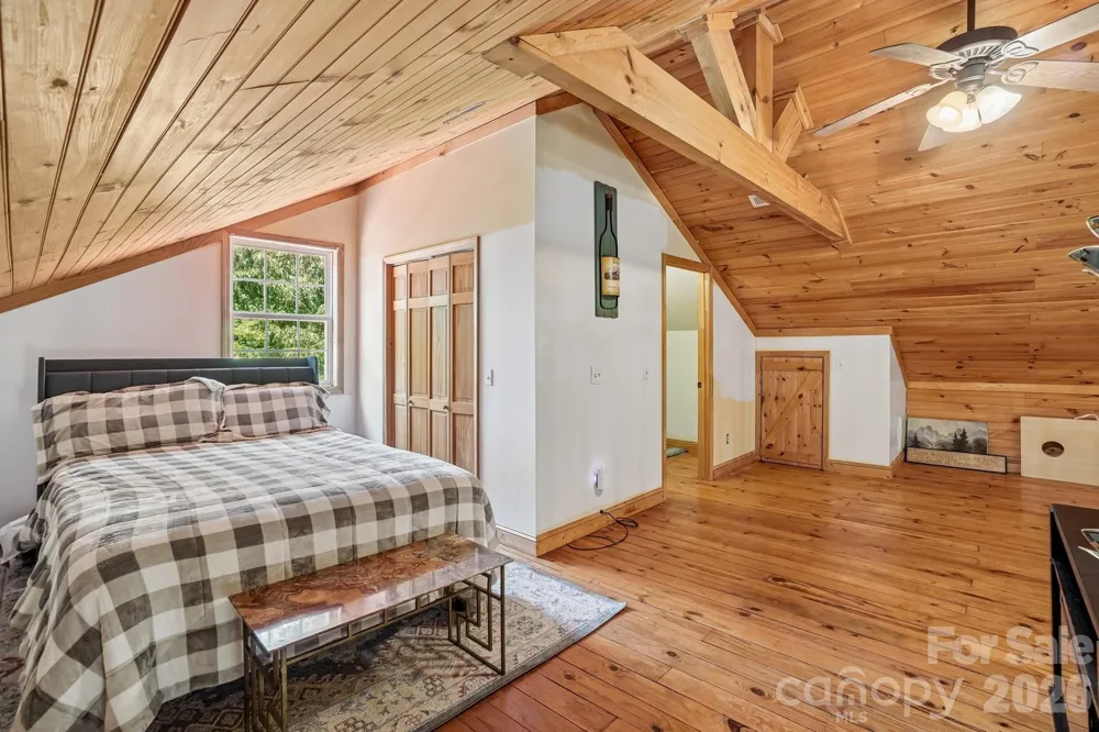 61 Misty Hill Lane Franklin, NC 28734