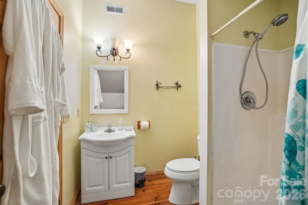 61 Misty Hill Lane Franklin, NC 28734