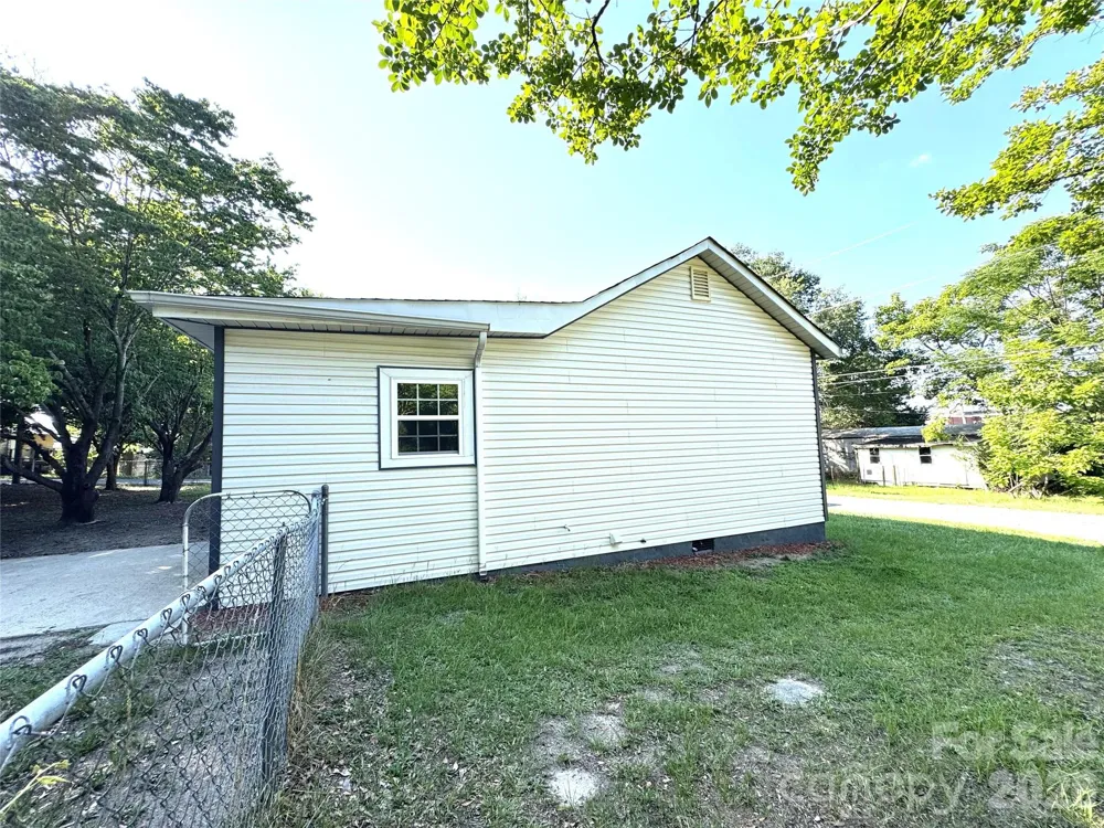43 4th Avenue #166 Rockingham, NC 28379