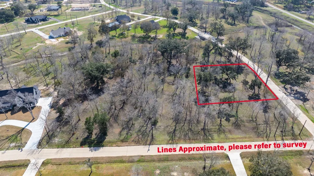 4707 Shadow Pond Lane Alvin, TX 77511