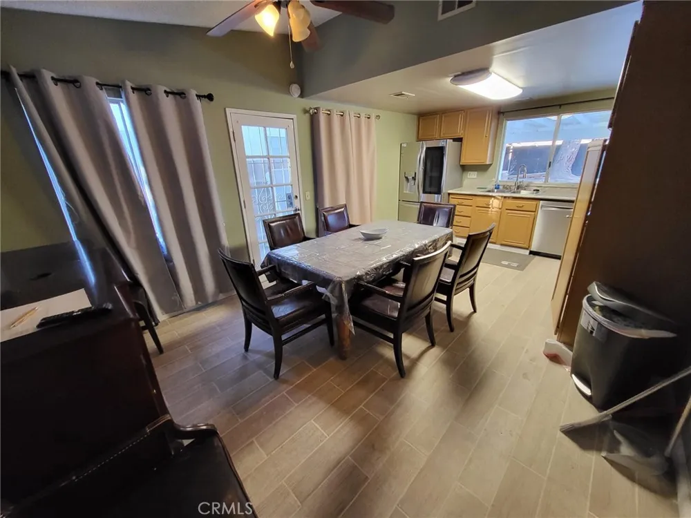 44025 Glenraven Lancaster, CA 93535