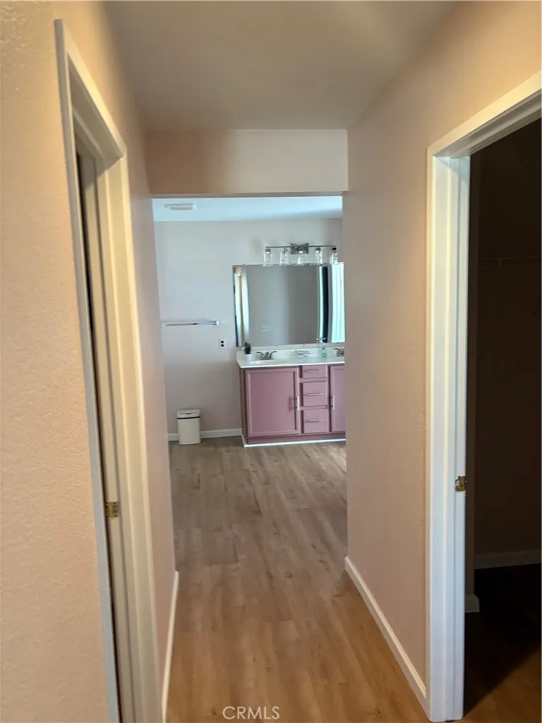 44025 Glenraven Lancaster, CA 93535