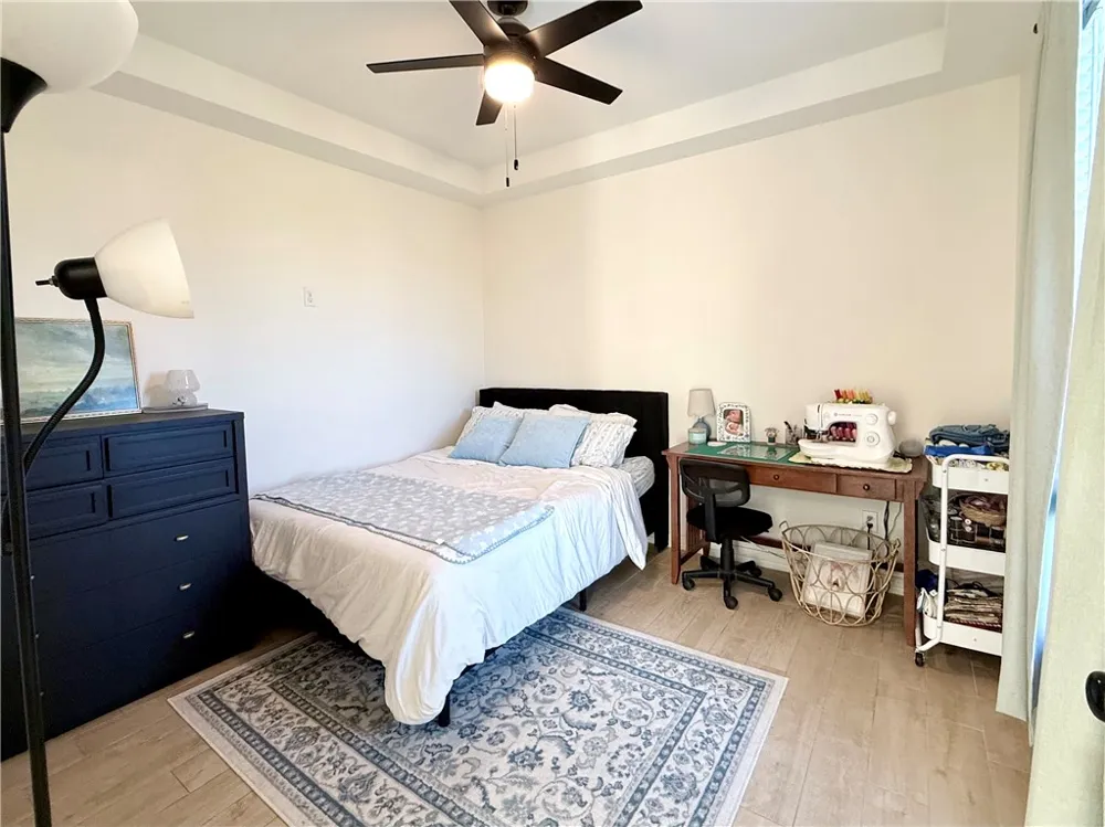 1133 La Esmeralda Drive Kingsville, TX 78363