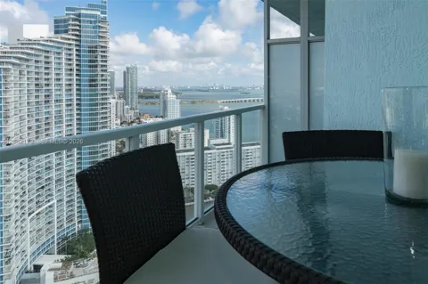 1900 Bayshore Dr #3514