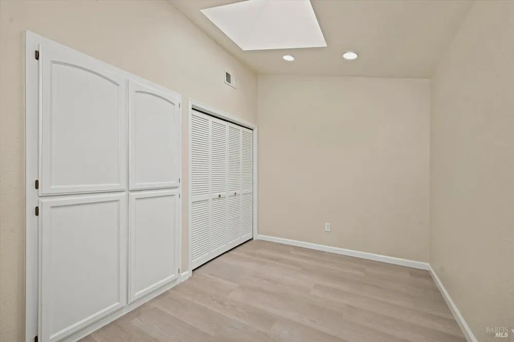 2004 Stonefield Lane Santa Rosa, CA 95403