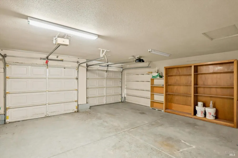 2004 Stonefield Lane Santa Rosa, CA 95403