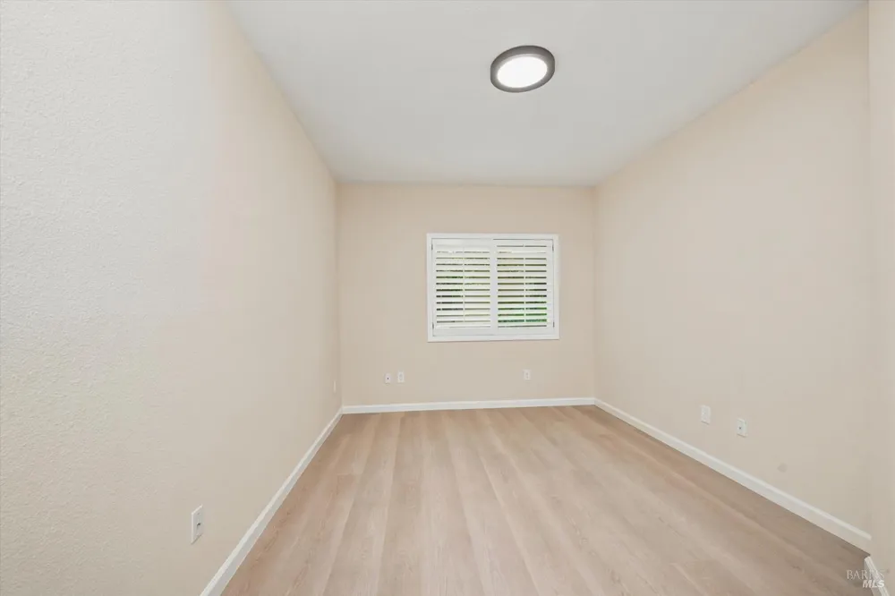 2004 Stonefield Lane Santa Rosa, CA 95403