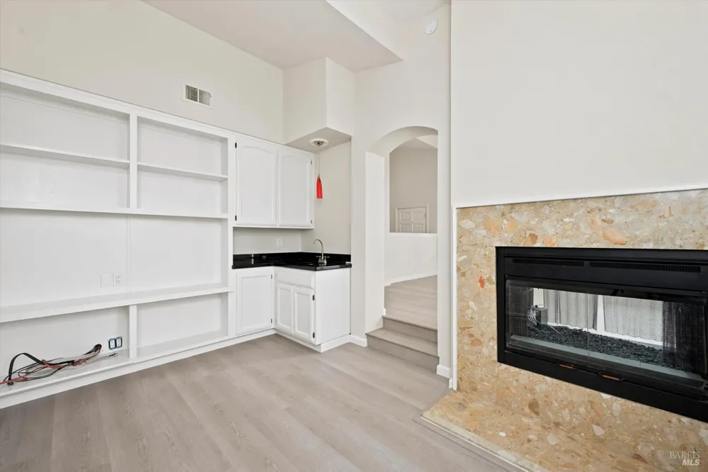 2004 Stonefield Lane Santa Rosa, CA 95403
