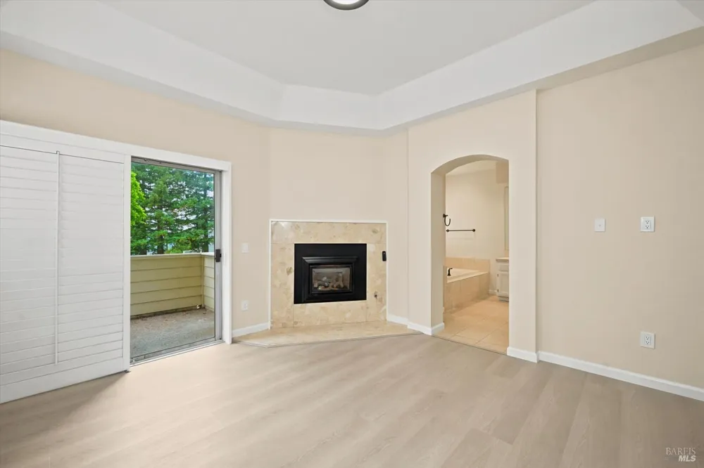 2004 Stonefield Lane Santa Rosa, CA 95403