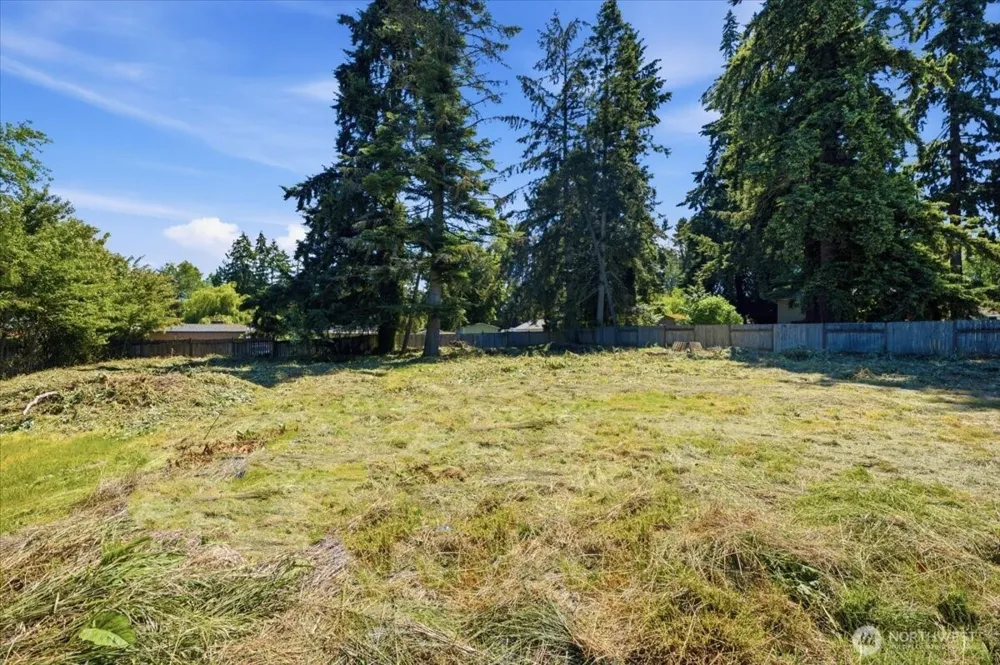 18820 MIDVALE AVENUE Shoreline, WA 98133