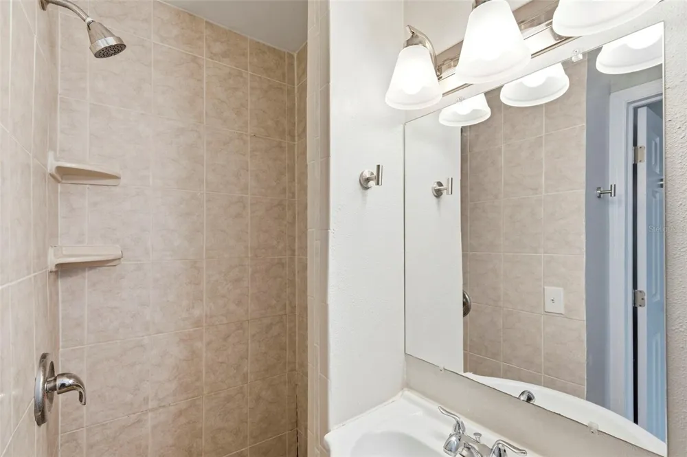 11354 123RD TERRACE Largo, FL 33778