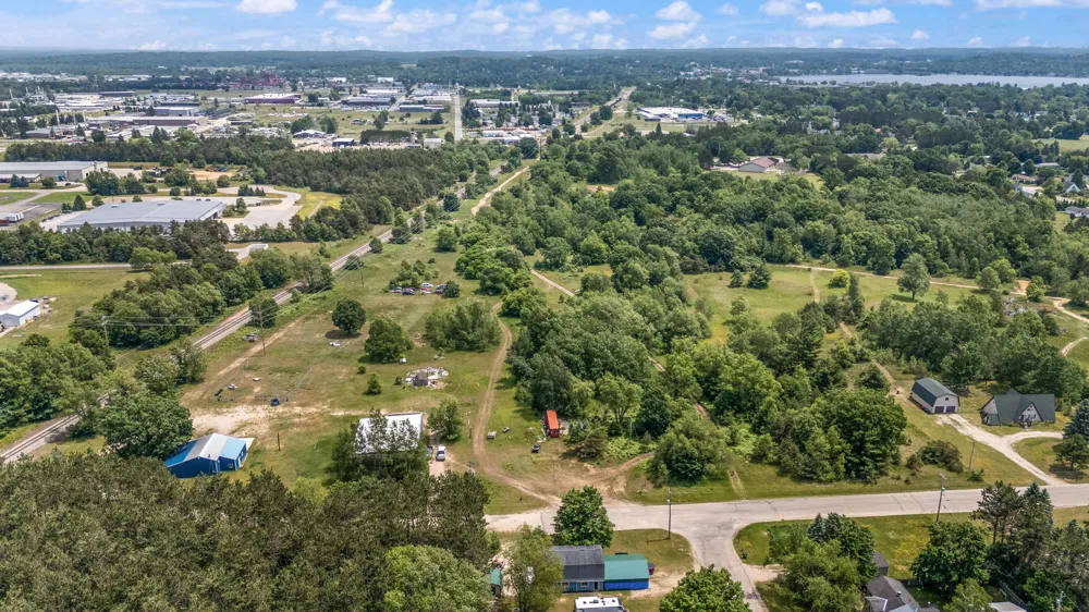 Seneca Place Cadillac, MI 49601