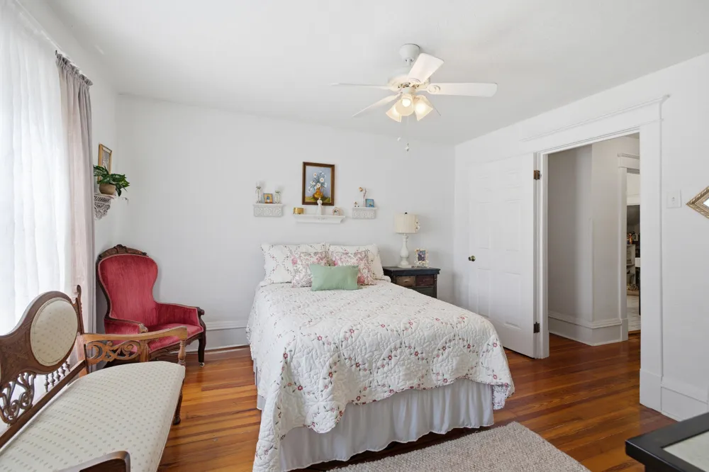 24 W Ash Street Three Oaks Village, MI 49128