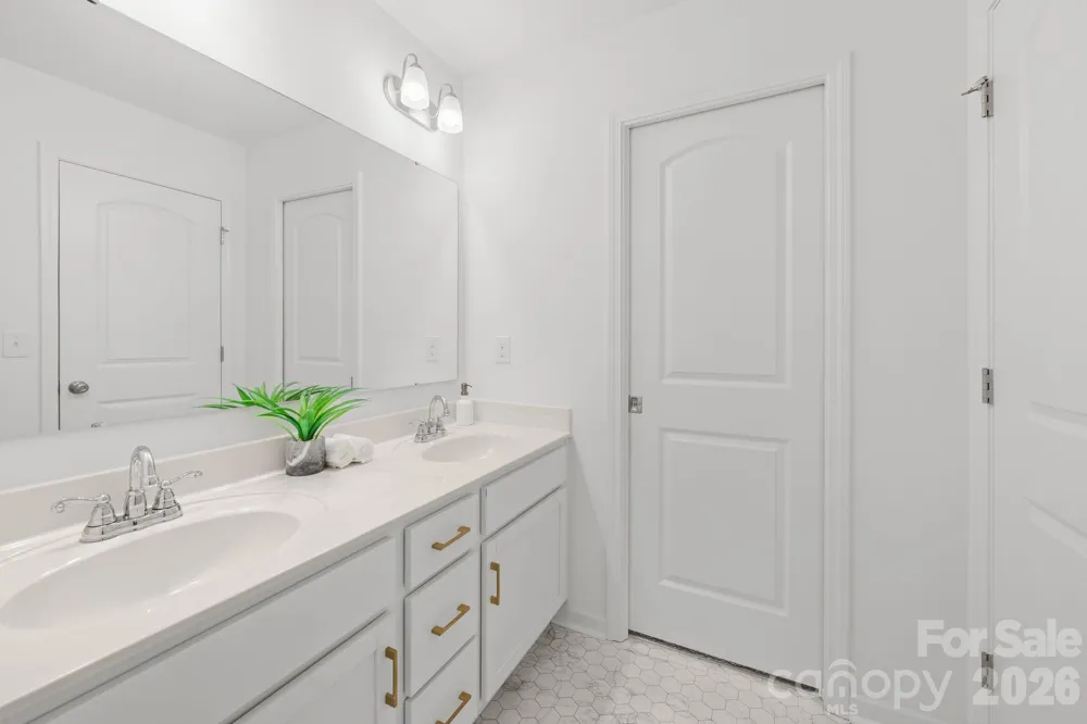 227 Redondo Drive Wingate, NC 28174
