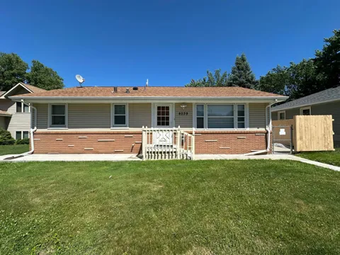 4039 Main Street NE