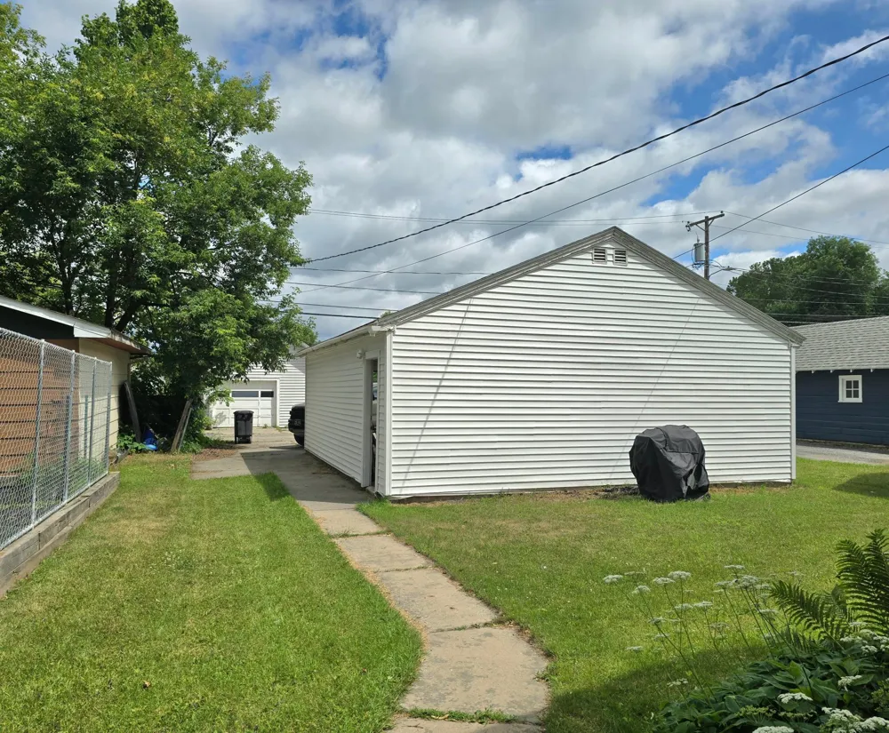 416 10th Street International Falls, MN 56649