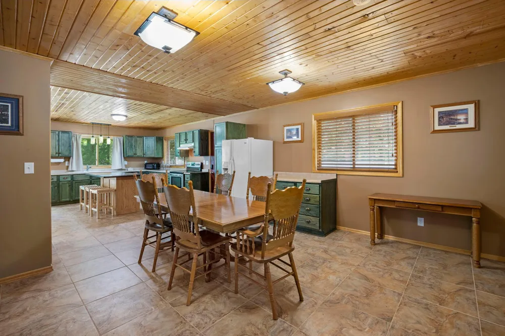 32625 Riverside Drive Pine City, MN 55063