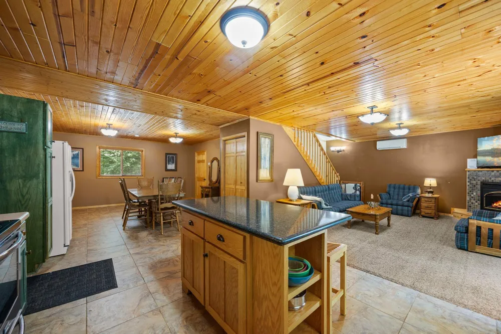 32625 Riverside Drive Pine City, MN 55063