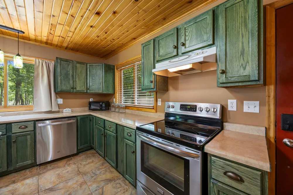 32625 Riverside Drive Pine City, MN 55063