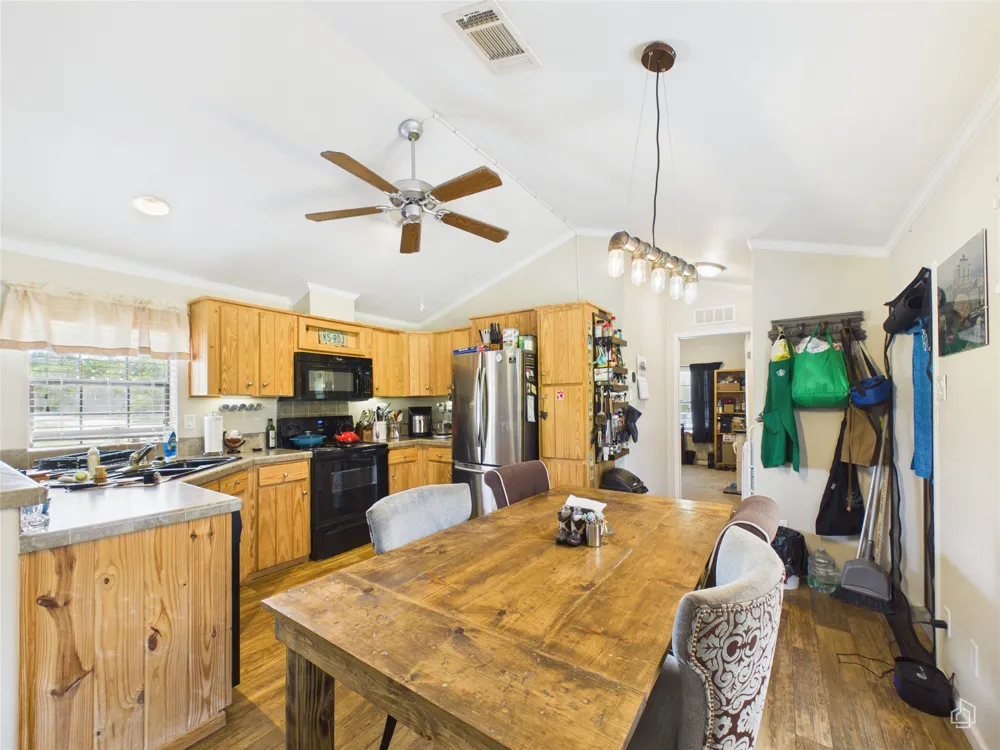 202 Mustang Avenue Cedar Park, TX 78613
