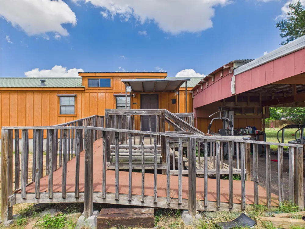 200 Mustang Avenue Cedar Park, TX 78613