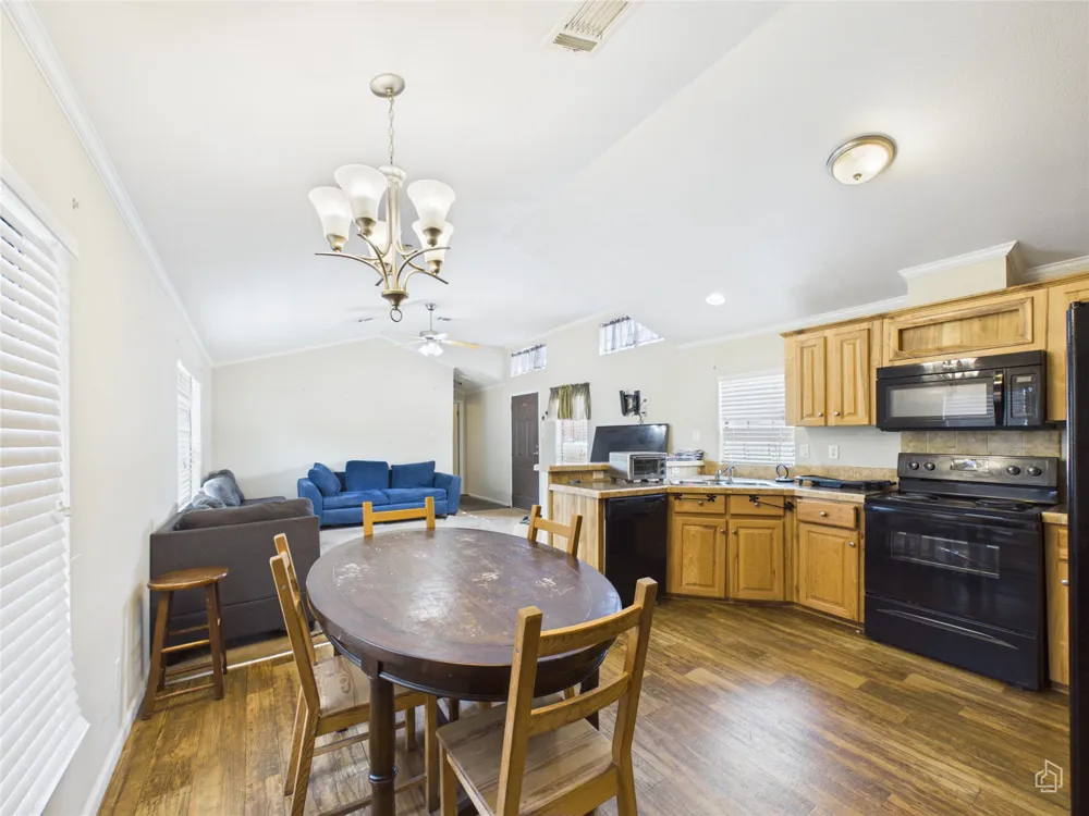 200 Mustang Avenue Cedar Park, TX 78613