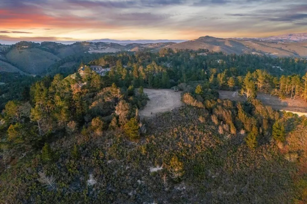 42 Tehama Carmel, CA 93923