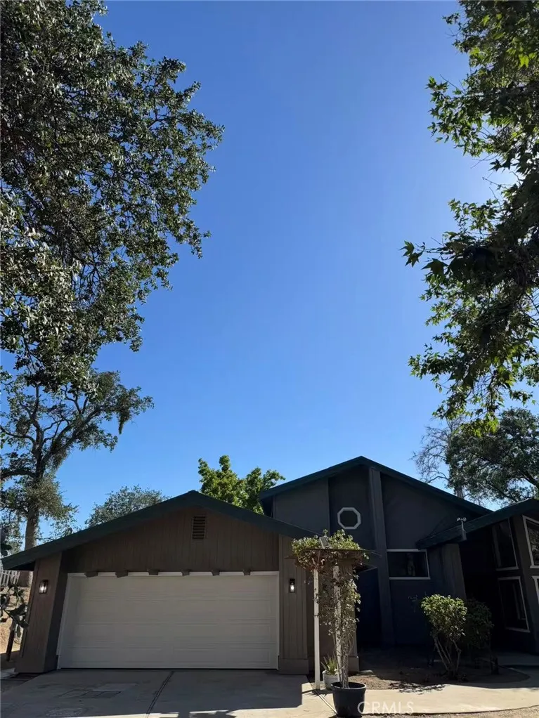 29642 Hart Oaks Drive Keene, CA 93531