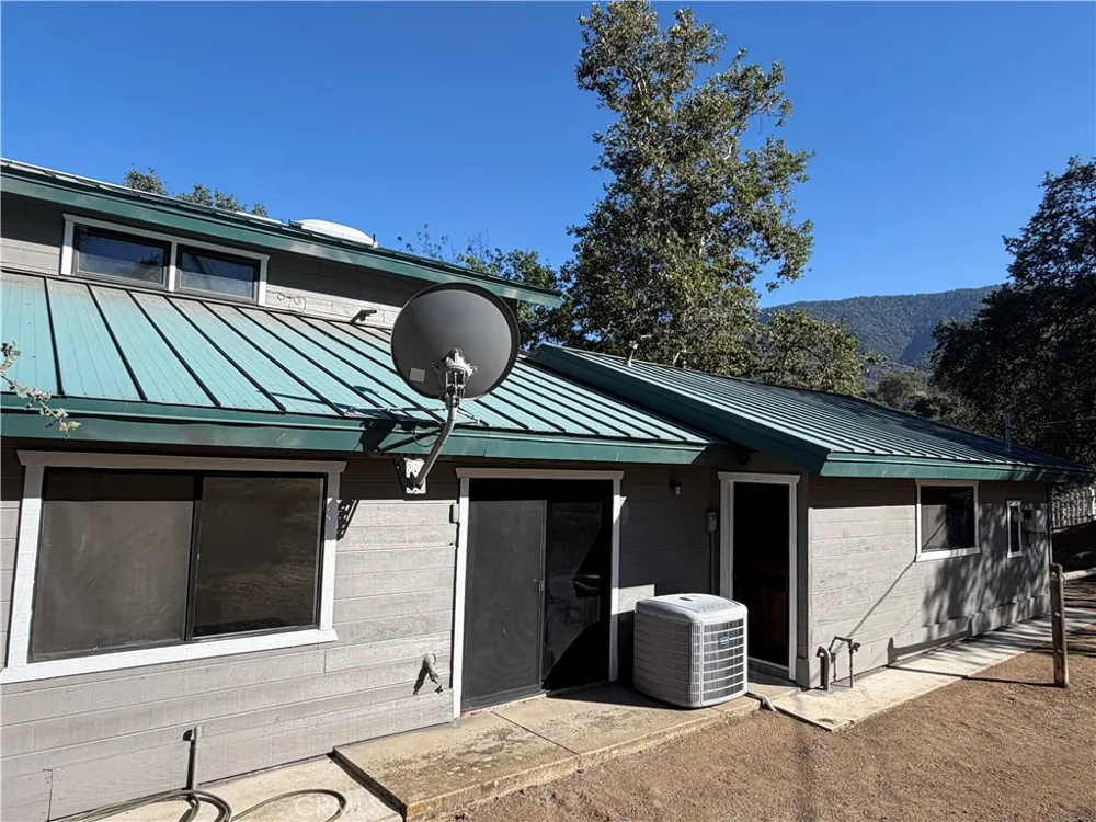 29642 Hart Oaks Drive Keene, CA 93531