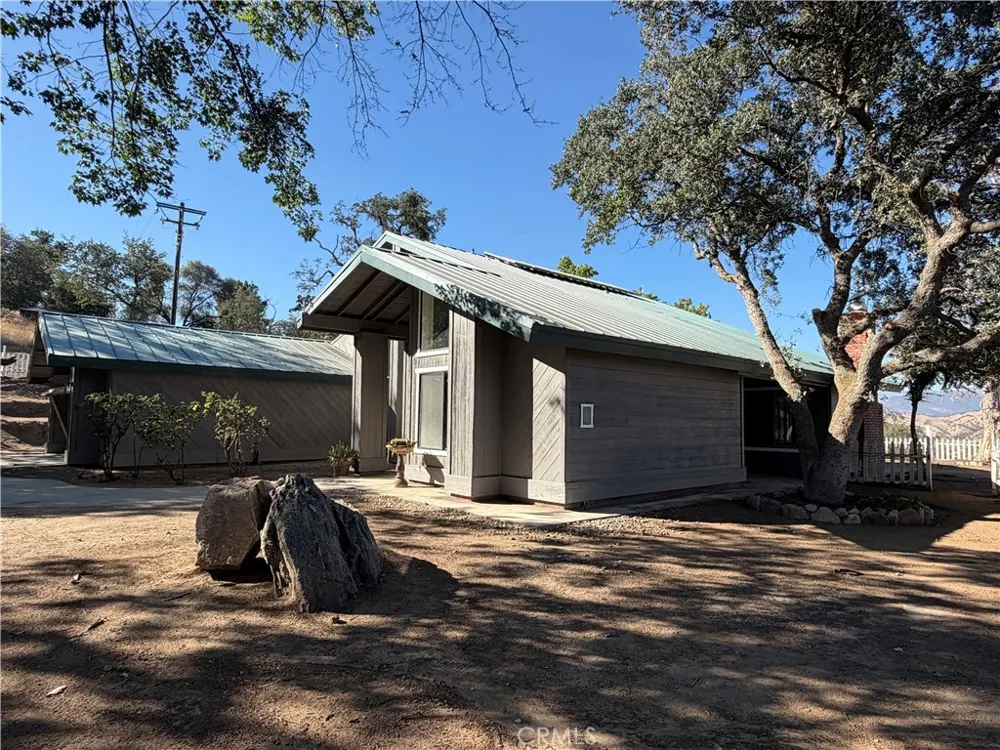 29642 Hart Oaks Drive Keene, CA 93531