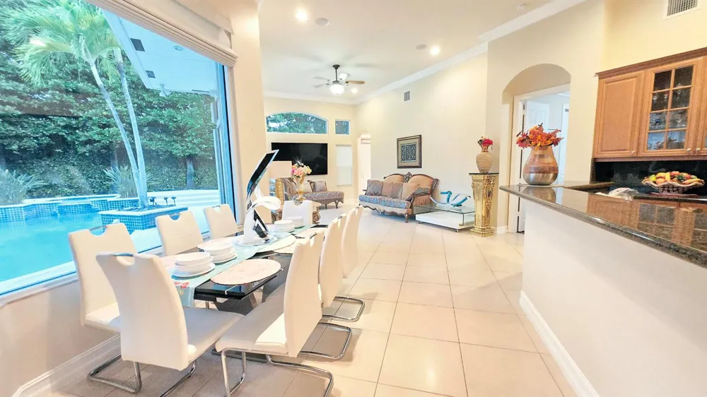 11065 Canary Island Court Plantation, FL 33324