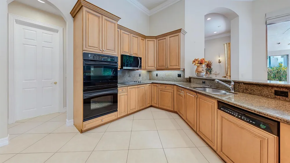 11065 Canary Island Court Plantation, FL 33324