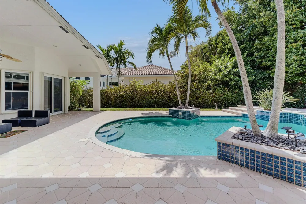 11065 Canary Island Court Plantation, FL 33324