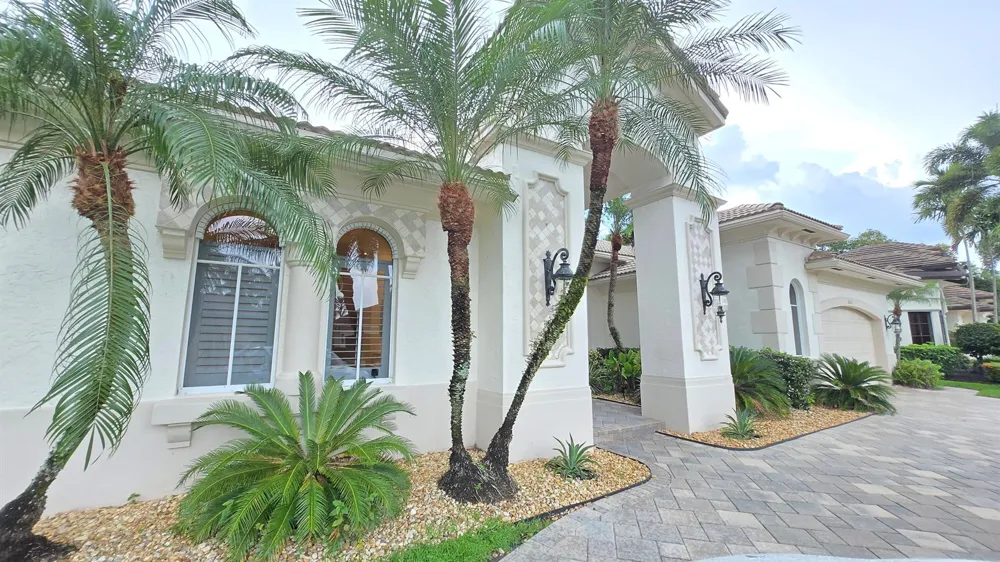 11065 Canary Island Court Plantation, FL 33324