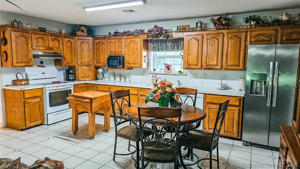 421975 E 1155 ROAD Eufaula, OK 74432