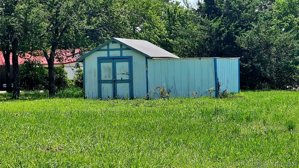 421975 E 1155 ROAD Eufaula, OK 74432