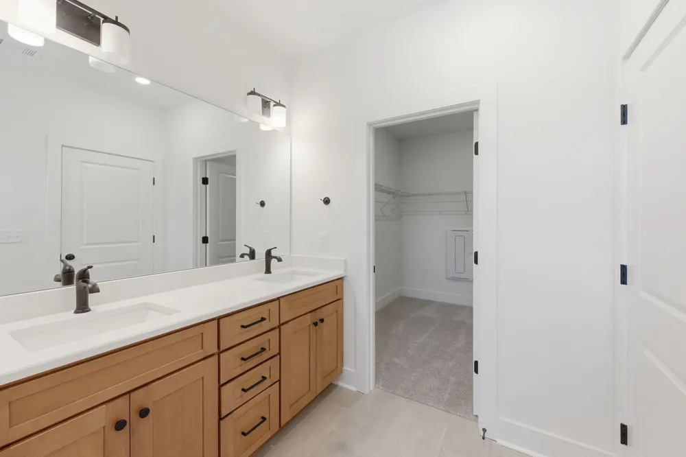 140 Nearwater Place Hendersonville, TN 37075