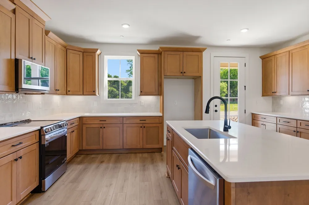 140 Nearwater Place Hendersonville, TN 37075