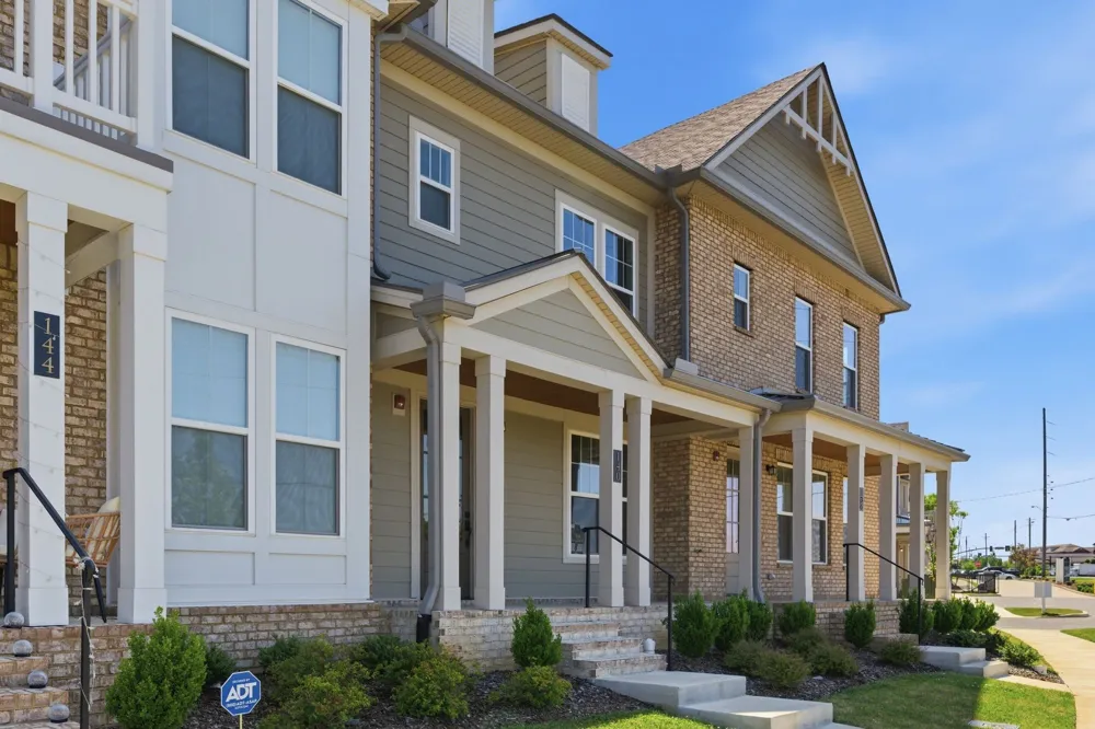 140 Nearwater Place Hendersonville, TN 37075