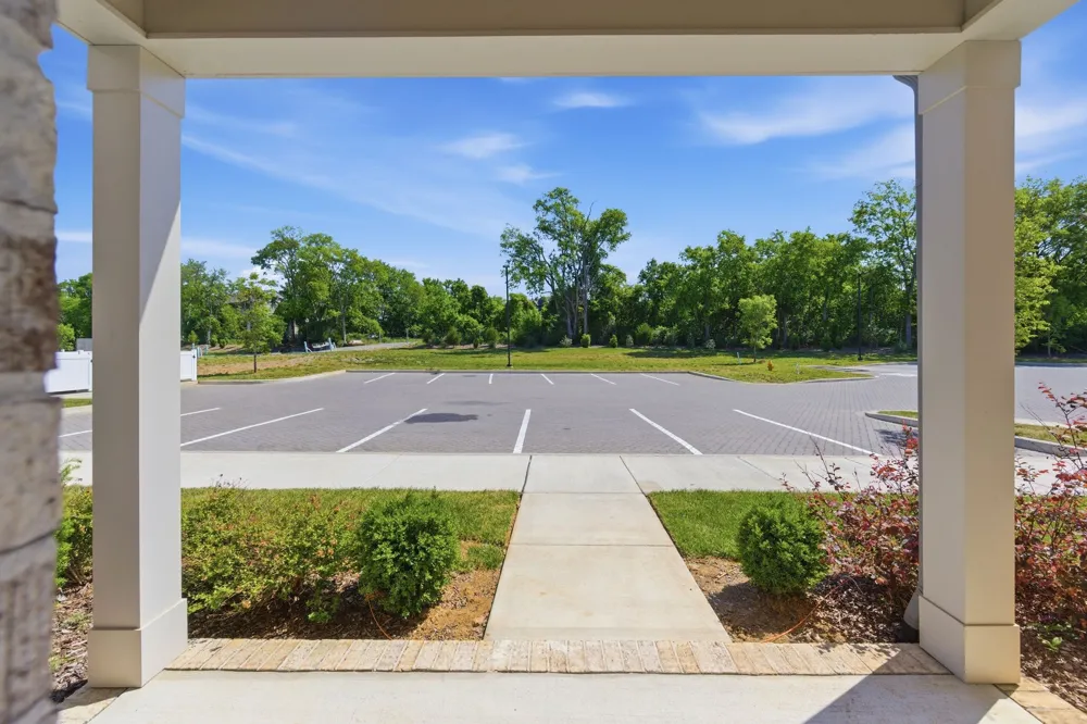 140 Nearwater Place Hendersonville, TN 37075