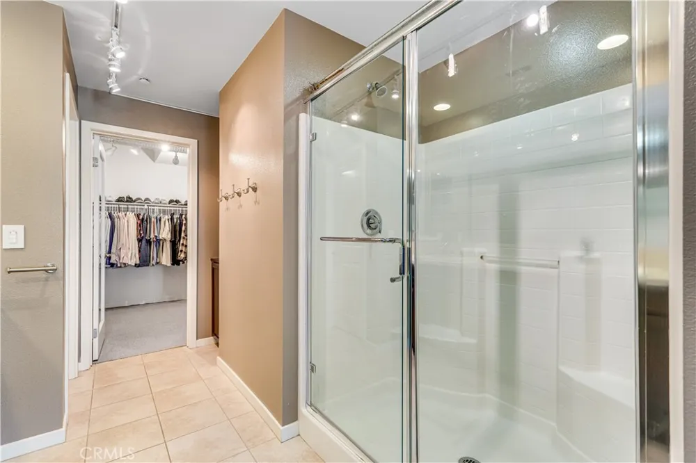507 Rockefeller Irvine, CA 92612