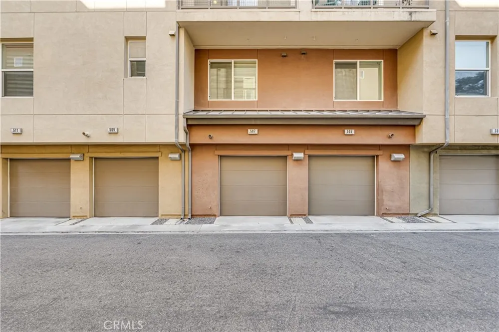 507 Rockefeller Irvine, CA 92612
