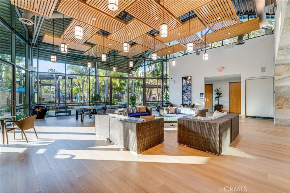 507 Rockefeller Irvine, CA 92612